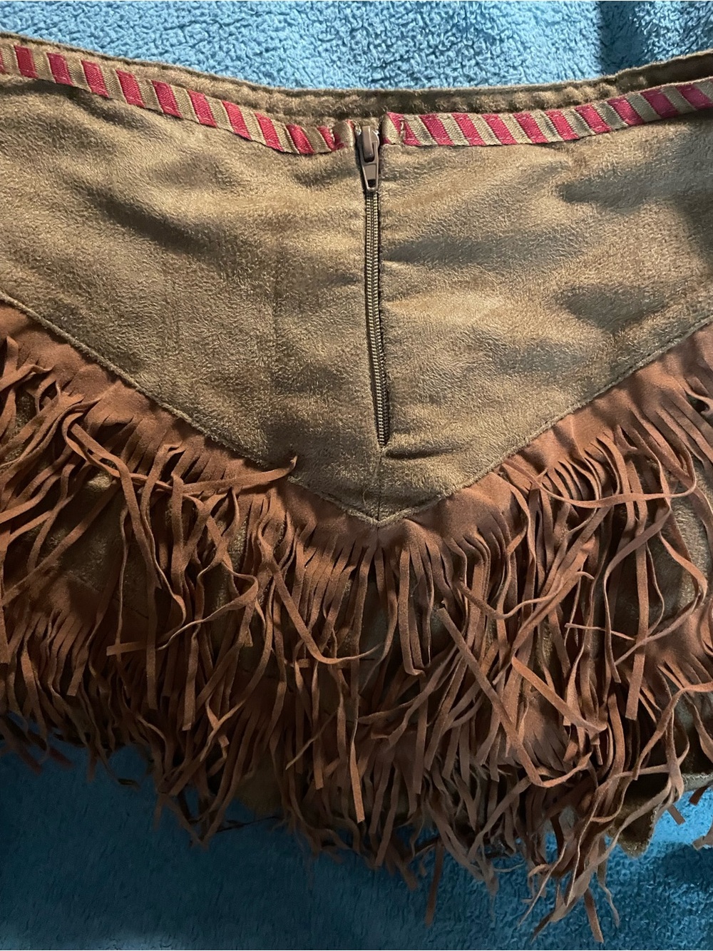 Leg Avenue Brown Faux Suede Fringe 3-Piece Costume - Picture 11 of 15